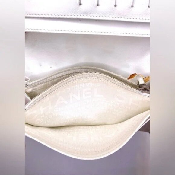 SOLD**SOLDChanel Icon Series - Precious Symbols CC - Metallic Gold Bifold Wallet - Picture 7 of 15